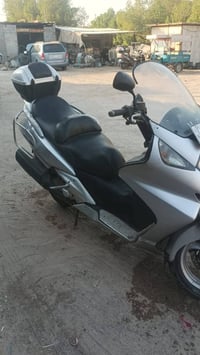 هونده سلفر ونج جاهزه حجم ٦٠٠ رقم دولي بسمي سعر مناسب٢٥ ورقه للتواصل ٠٧...