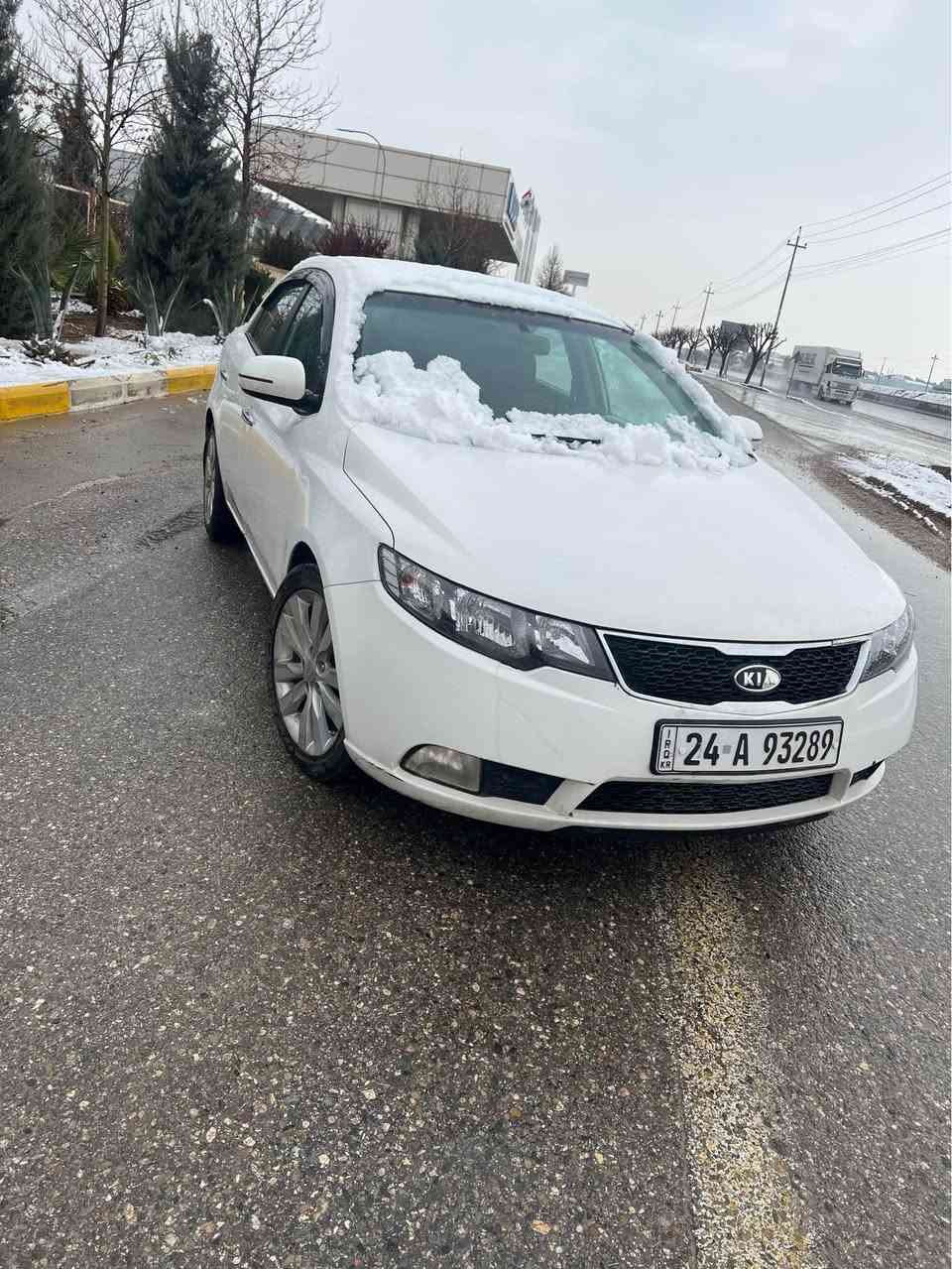 كيا سيراتو2012
رقم سنوي جديد 
تاير باتري جديد
180  المشي
كير محرك شرط  
اشاير لبمري 3كير
محرك مامفتوح(1600)دوش
جملغ ونص بوند صبغ بلا شاصي شرط
رقم تلفون***********  *********** دهوك, العراق
