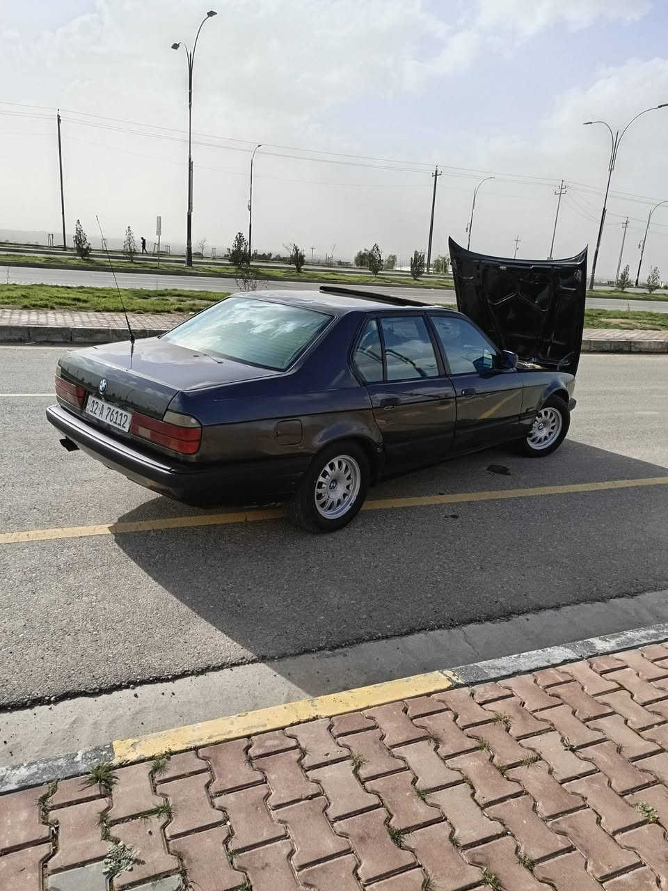 للبيع   وينهم عشاق     BMW 730 v8
BMW 730i
1993 
صبغ عام ✅
رقم نينوى مسطره شرط التحويل سنويه 2029
محرك مال قصه قبل شهر شديتو 
طخم جديد + طخم تاير 
موصفات 
دبل جام 
دبل يرباك 
غرفه حيل جديده 
سستم صوت 
بصمه سنتر لوك 
سلايت شغال 
كهربائيات كلها شغاله 
سعر 55 وبيه مجال 
الاستفسار  ***********

***********
