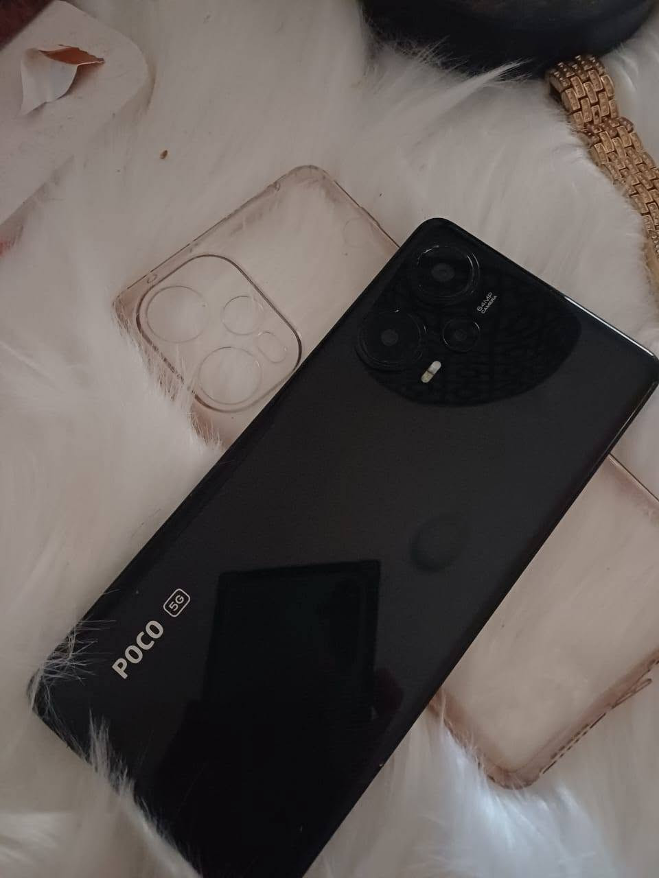 السلام عليكم للبيع او مراوس بوكو F5 5G لون اسود 
••
ذاكرة 256 بطارية 5 آلاف شحن سريع 67 واط شاشة اموليد 120 هيرتز كاميرات 64 ميغا موجوده صور الهن بالمنشور بصمة سوبر فاست صوت ستيريو معالج فلاكشب كيلر سناب دراگون 7 بلص جين 2 يشغل ببجي 90 فريم باقي الالعاب كلها 120 فريم نظام هايبر أو اس 3 ودبل سيم كارت واي فاي 6 ويدعم منفذ سماعة 3.5 الملحقات كفرات عدد 2 فقط 

السعر 225 متوفر توصيل العنوان ذي قار قضاء النصر 

للتواصل خاص او على الرقم *********** واتس
