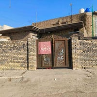 بيت للبيع في منطقة العزه القديمه  المساحه 220متر    يتكون هول +غرف2+اس...