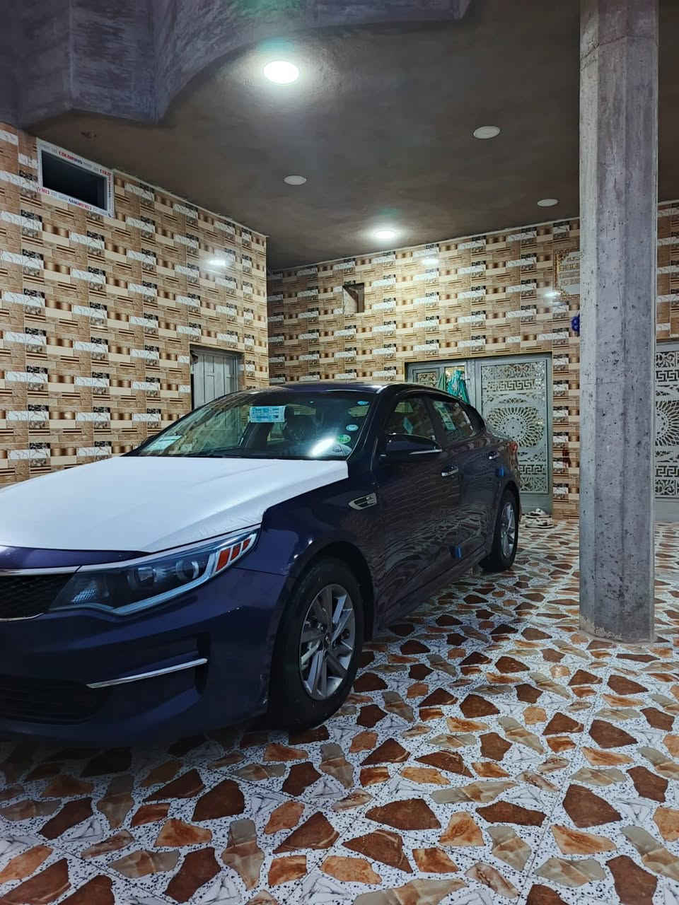 السلام عليكم
من رخصة الادمن
وبتيما موديل 2018
مكفوله كفاله عامه حتى دعاميات
ماشيه 170 وقابل للزياده
رقم شمالي بسمي
السعر 140 وبيها مجال بصيط
مكاني الانبار الرمادي 
رقم تلفوني ***********
