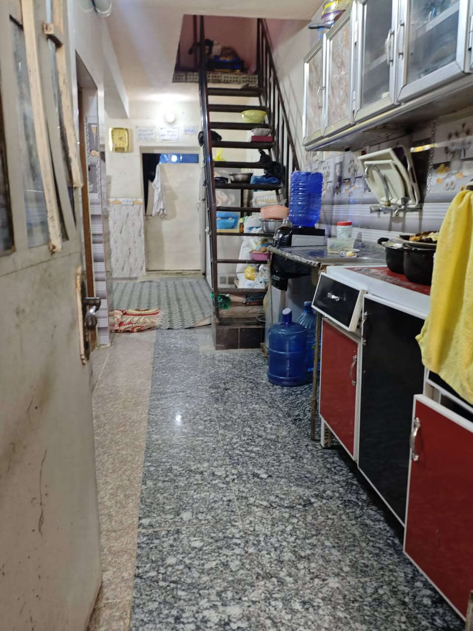دار للبيع بمنطقة الشماعية ( حي أكد )  132 متر مربع طابو صرف
طابق واحد ، سعره 120 وبي مجال الاستفسار رقم  ***********

