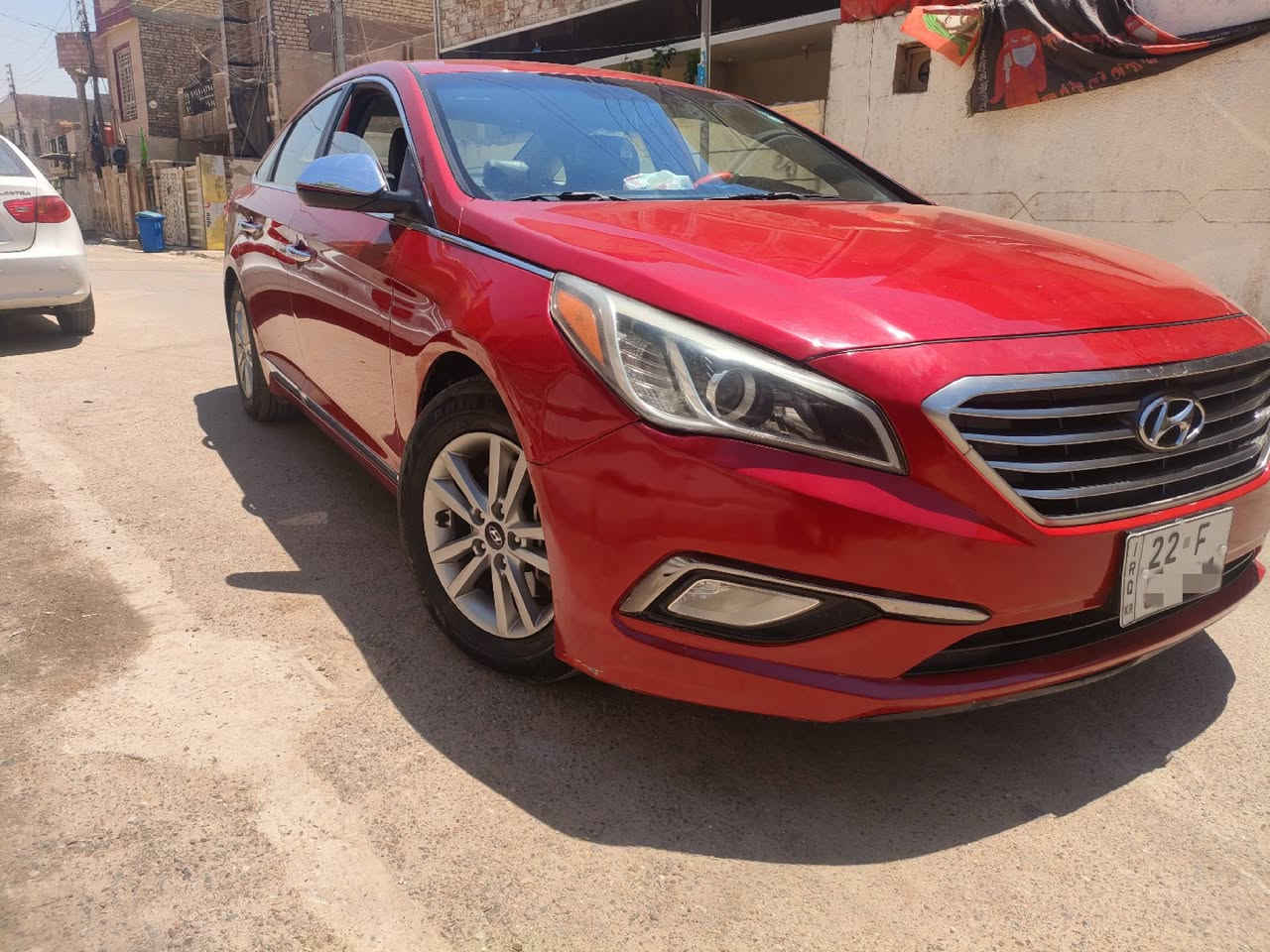 السلام عليكم  للبيع سوناتا موديل 2017 وارد امريكي حادثة من امريكا قطعتين حافت الجاملغ وشويه من البنيد شرط السونار 
لون ماروني مميز🍒 
محرك 2400 gdi 🚀
الكير اي تي
ماشيه (93)
تبريد ثلج ❄️☃️
تخم تاير جديد🛞
تحكم ستيرن جهتين
شاشه كبيره 
رقم أربيل دولي الجديد
المحرك والكير مكفولات
باقي المواصفات معروفه 
ثلاث انضمت قياده (ايكو/نورمال/سبورت)✈️
مانع انزلاق 
مثبت سرعه 
السعر 121وبي مجال 💵
الاستفسار ***********📲
العنوان بغداد/ البياع
