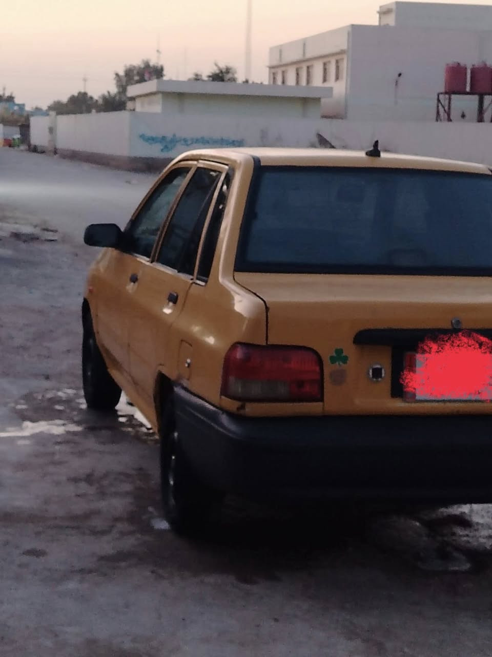 سايبا للبيع 2012 السيارة بس مكينتهة بيهة بخار السيارة حلوة صفاحه حلوة السيارة مالت باب الله مكاني ديوانيه تفاصيل ***********
