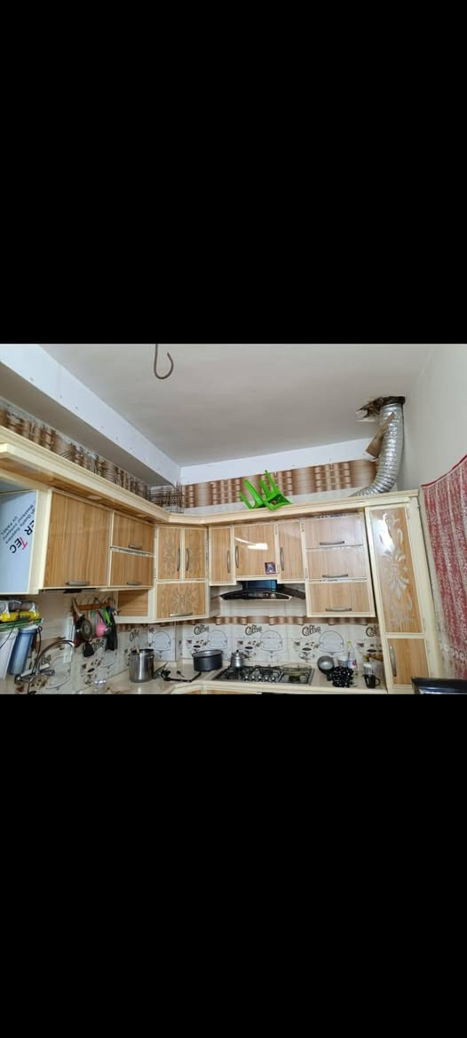 كوانتر المنيوم الاصلي تقيل مواد درجة اولى 
عنوان الشارع سنجار مقابيل تربيه تلعفر مجمع الهابش 
***********
