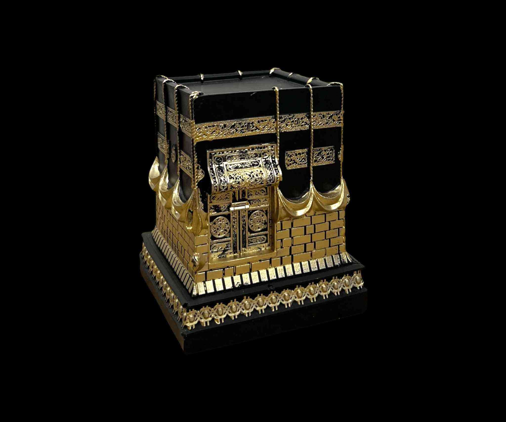 🕋 مجسم الكعبة المشرفة بتصميم فاخر ولمسة روحانية مميزة

تفاصيل دقيقة تحاكي شكل الكعبة الحقيقي بأناقة عالية

ألوان أسود مع ذهبي تضيف فخامة لأي مكان يوضع فيه

حجم عملي مثالي للطاولات، الأرفف وزوايا الصلاة

اختيار رائع كهدية قيمة في رمضان والحج والعمرة 🎁

يعزز الأجواء الإيمانية ويبعث الطمأنينة في المكان

امتلك قطعة تذكّرك بقدسية أعظم مكان على وجه الأرض 🤍 المدينة, البصرة


**إذا كنت صاحب هذا الإعلان وتريد حذفه لأي سبب، رجاءا أرسل رسالة إلى الدعم الفني**