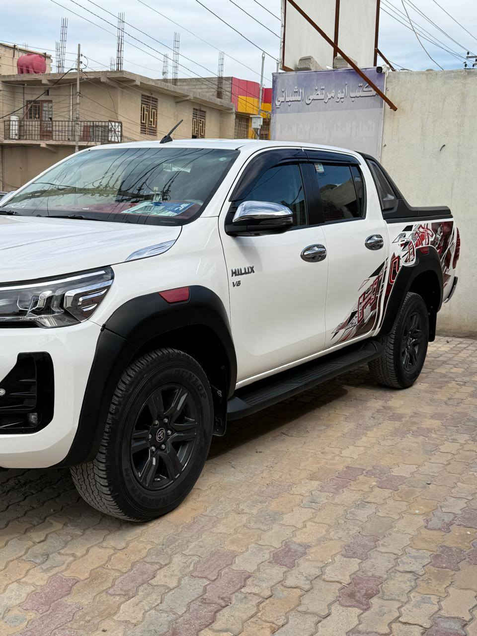 سلام عليكم بيكم للبيع 2023سياره جديده كلش تخم تاير جديد سيار ةاحله من صور زلغ مابيه سياره مكفول كفالة ماعدهًً البنيد بدل سبب طخه بسيطه السعر 350 وبيه 

***********
