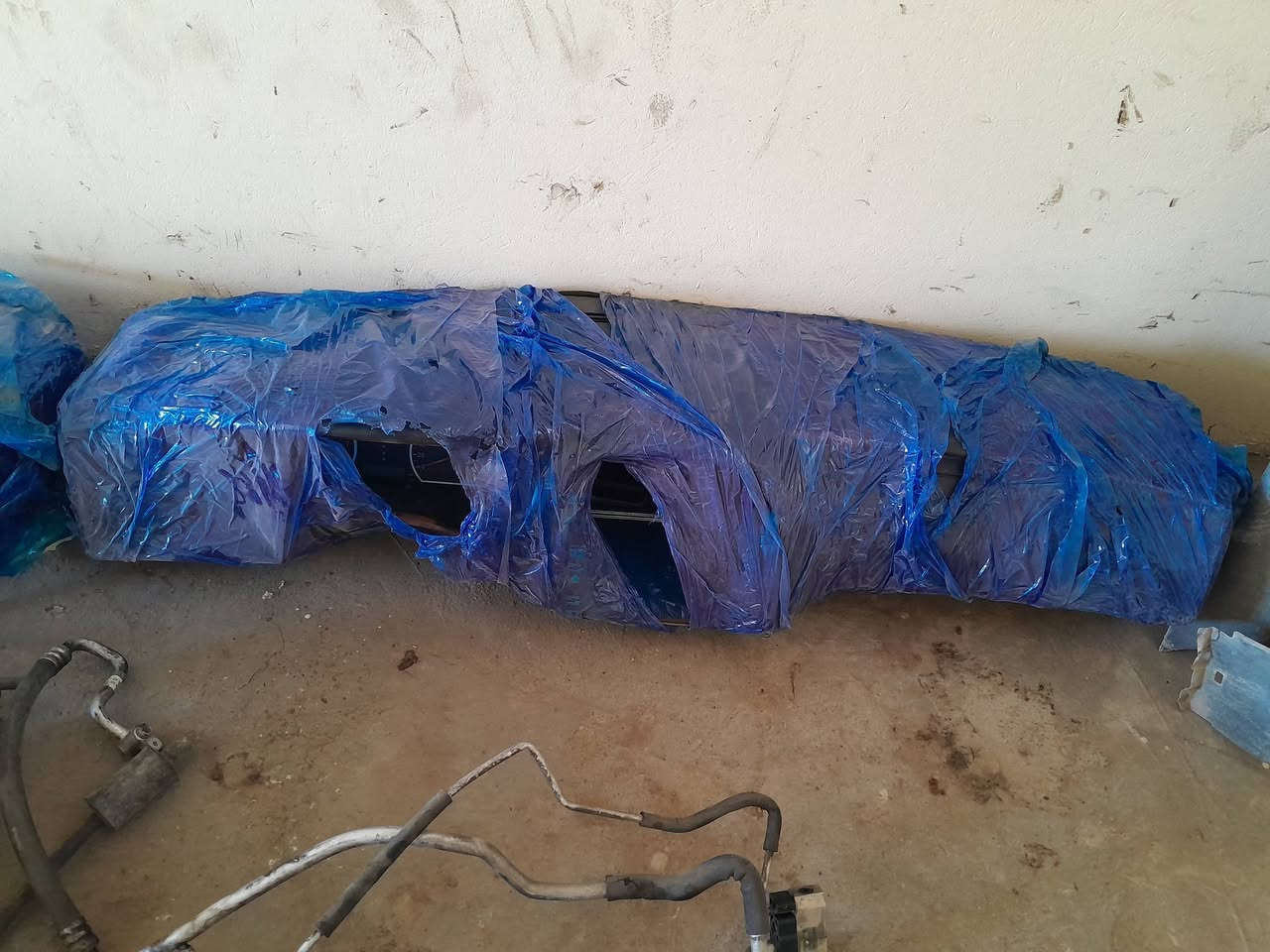 أدوات سوناتا وفود ومنغولي حاوية كوري
ديالى تقاطع القدس قرب جسر مشاة تقاطع السادة 
***********
***********
