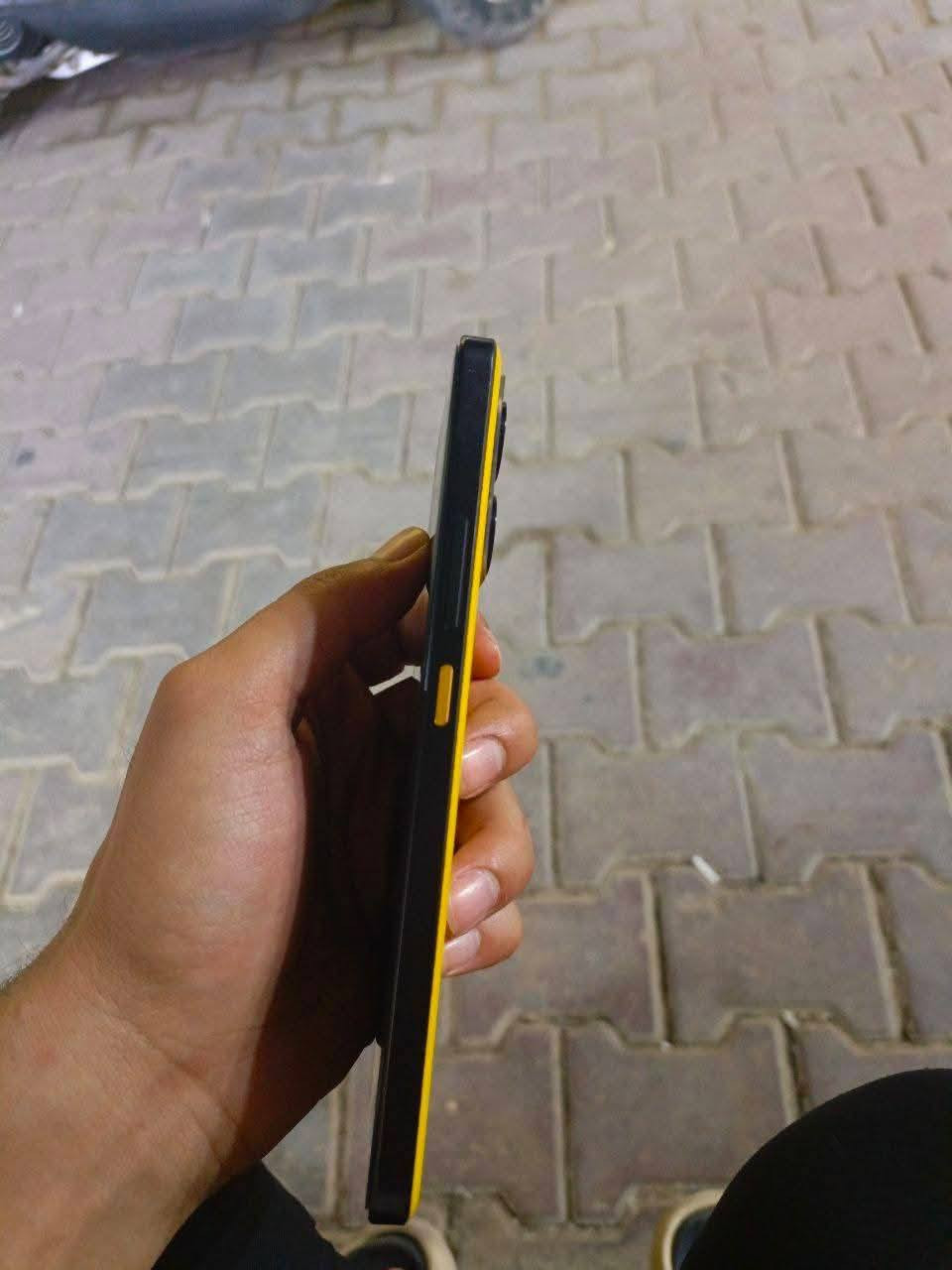 جهاز جديد كله بشرط السعر ذاكره 512 //325التواصل ***********
