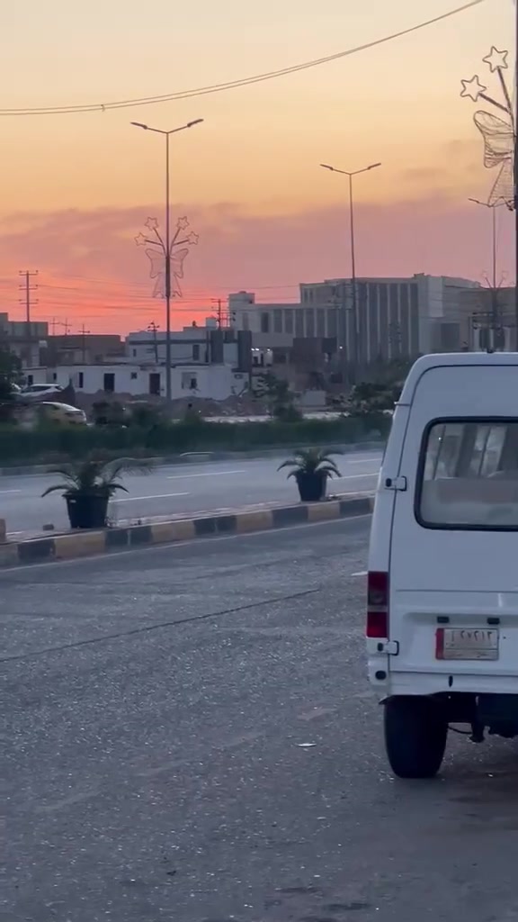 للبيع بيت في حي القادسية قرب المستشفى التركي 
مقابل دائرة الاطفاء 
المساحة ٢٤٠م 
الواجه ١٢ متر 
النزال ٢٠ متر 
الاستفسار الاتصال على هذا الرقم 
***********
