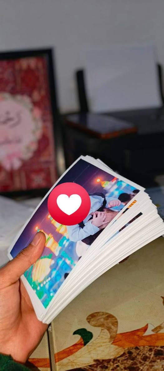 طباعه صور لوحات خشبية
ورق ضد الماء شغل درجة اولى مداليات وستيكرات 
لتواصل واتساب 
0771 288 6815
وعدنة توصيل داخل الكوت
