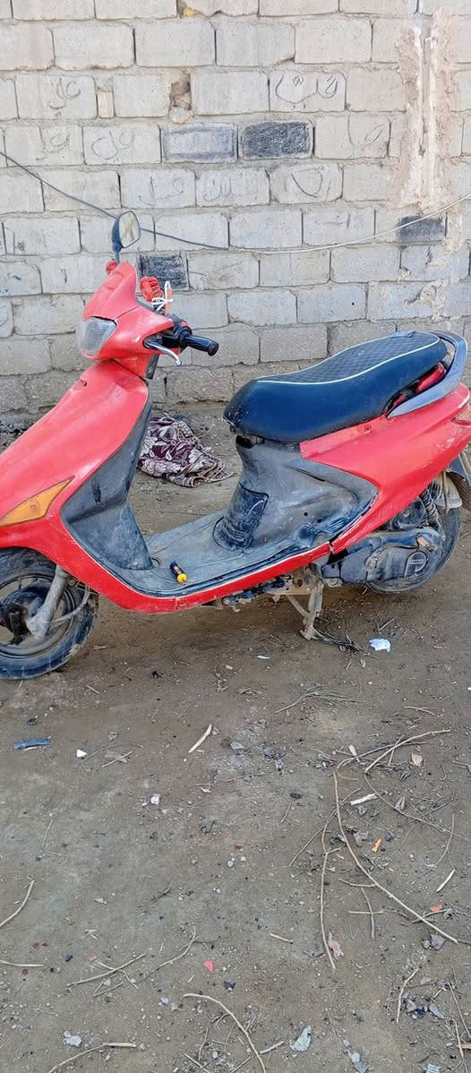 اراوس بربع كير حسب القناعه أو بيع السعر 350وبيه مجال قليل مكاني قضاء الشاميه منطقة  رقمي ***********
