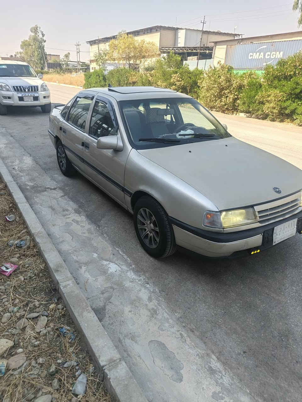 أوبل فكتره حجم ١٦ موديل ١٩٩١
سنويه إلى ٢٠٢٩
شرط التحويل من الشرعي محرك قبق أسود أسترا شرط وكير شرط طخم جديد 
تايرات جديد وويل كب 
ستيرن باور 
صبغ دواوير ودوسات 
السياره جاهزه كابون بانزين وايرمنيه كلها شغاله ترايك وين ما يعجبك سياره مال جناي قفل مركزي 
السعر ٣٦ وبيها مجال شي قليل 
عنوان موصل الميثاق 
***********
*********** اخوان إني مكلف بل نشر إلي يحب يتصل ع رقم
