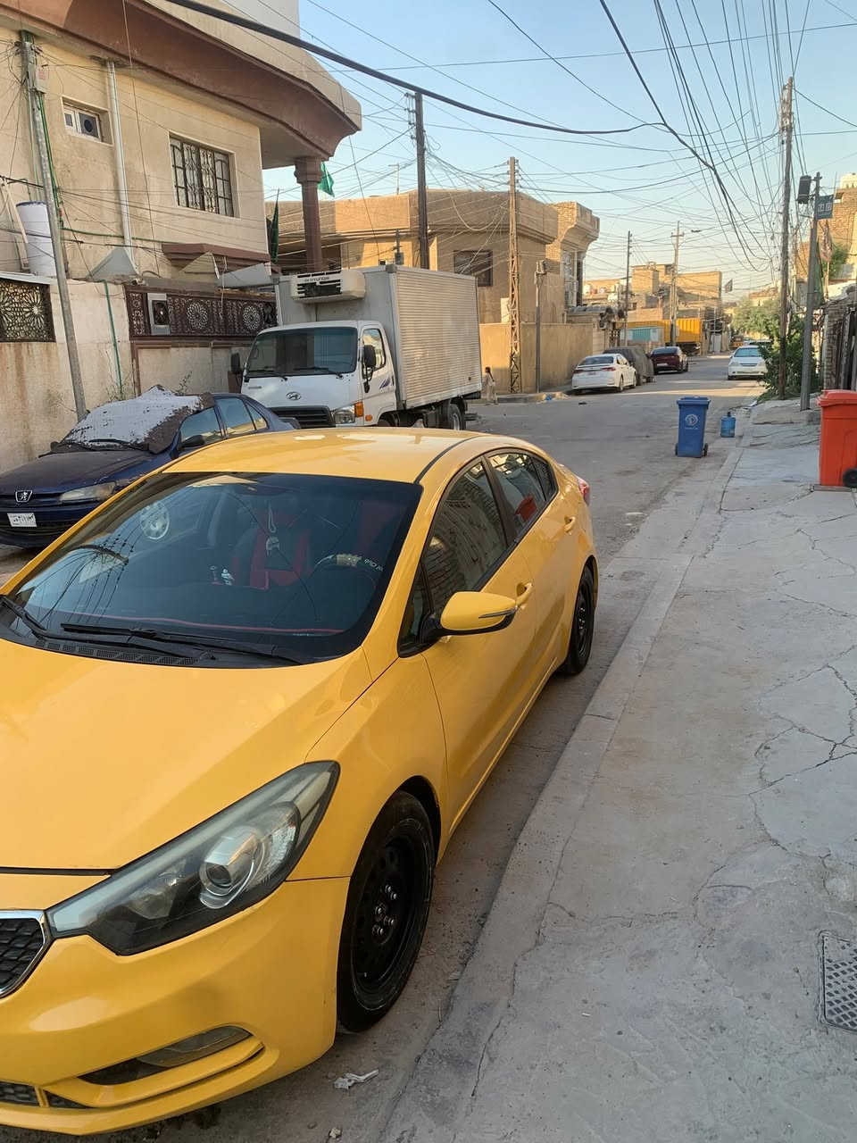 سلام عليكم فورتي مديل ١٦ وارد امريكي سياره ليبل واحد ما عده البنيد مبدل من امريكا داخل لونين نضام ايكو تحكم بلستيرن كامره دواره منضومه غاز ايطاليا سياره ب١٠٨ وبيها مجال مكان بغداد بلديات ***********
