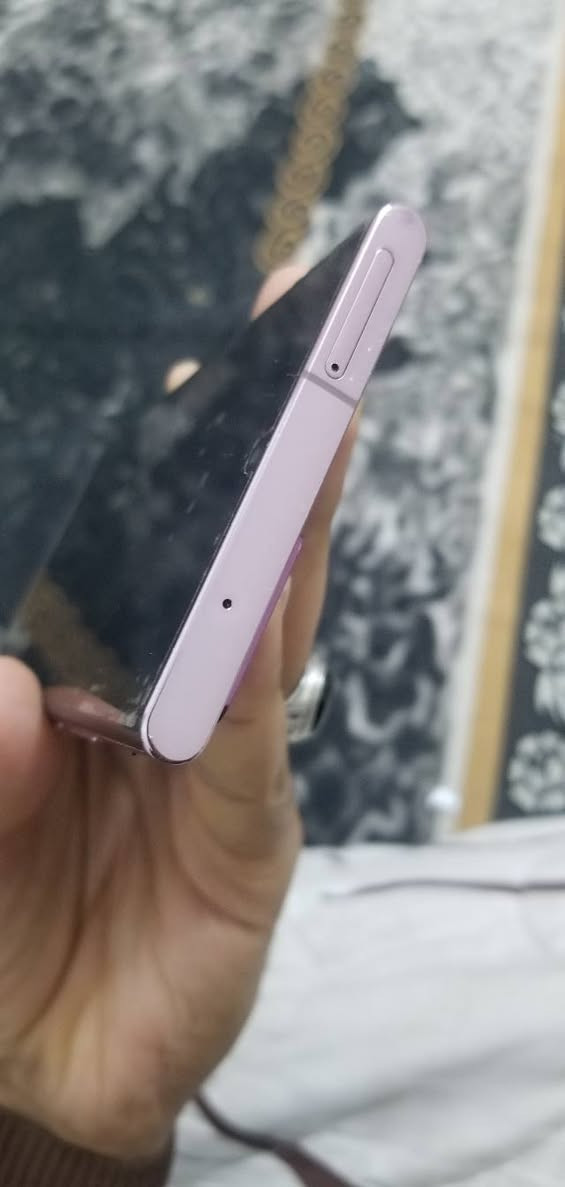 نوت 20الترا
ذاكره 256 فقط بيع
خطين
نضيف كل نقص مابي عل فحص 

ميحتاج اذكر مواصفاتها فول 

الشراي يراسلني لو يتصل بي اخير ويدلل شراي 

***********
