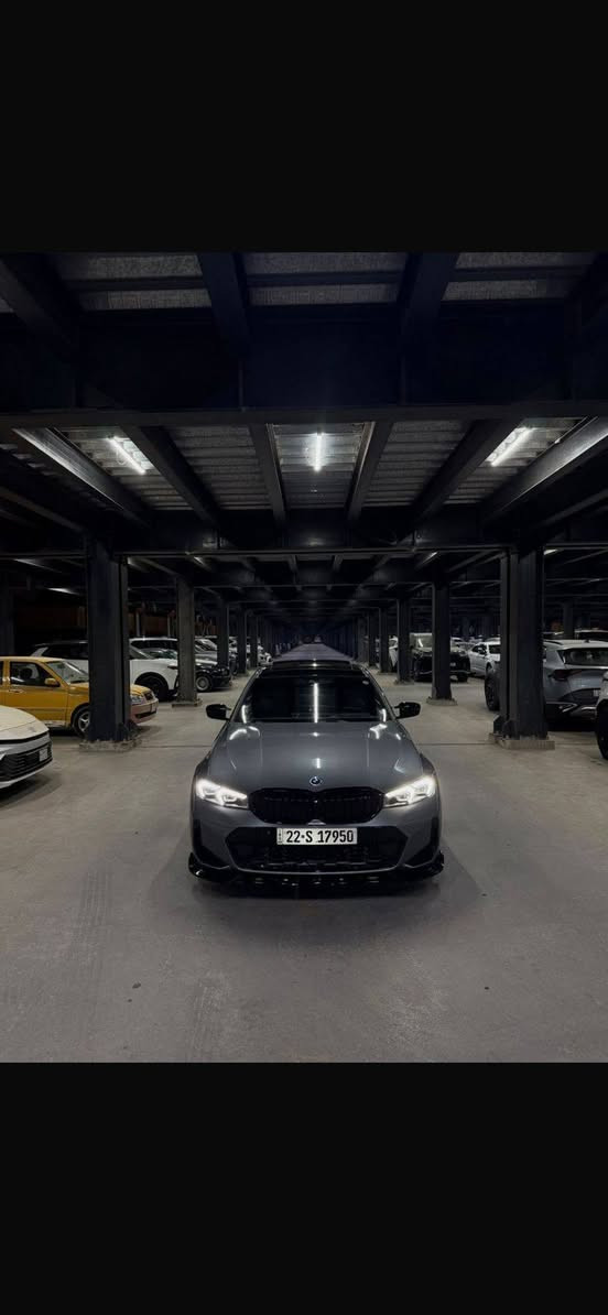 السلام عليكم لبيع BMW 330i موديل 2025 ماشيه 13الف كيلو مكان سياره بغداد السيديه  باسمي تحويل ثاني يوم
فول مواصفات صور الحادث موجوده
لون مميز الحادث بس بنيد مبدل فقط 
رقم هاتف *********** السعر 365 ورقه
