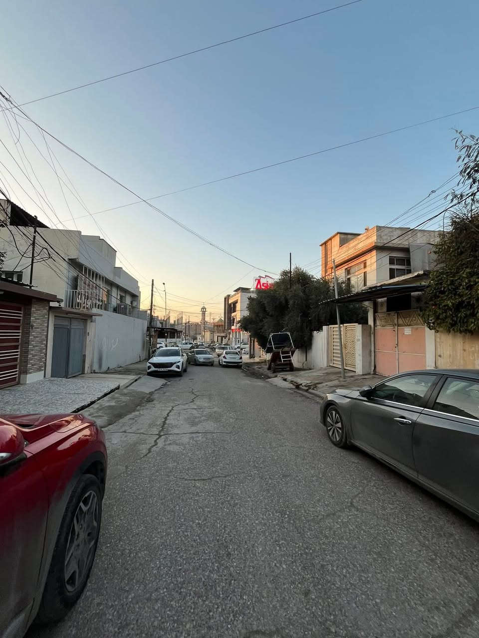 اعلان  34

دار للبيع حي الزهور خلف مشويات ابو رائد خلف الشارع العام 

600م ( 30م ✖️ 20م ) حساب ارض 

💲السعر على تلغرام 
https://t.me/walidhamo
🏢 مكتب النجمة للعقار
📍 الموقع: بعويزة – قرب محطة السادة
📲 ***********
📲 ***********
