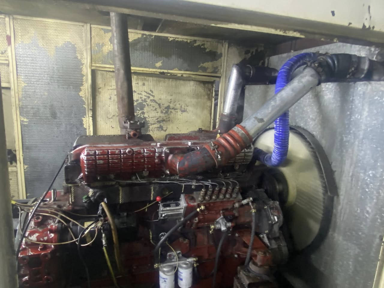 ‏سلام عليكم مولدة فيكم للبيع 120 مولدة كل شيء ما أبيها لا دخان لا تبخير راس توليد 250كيف ￼الاستفسار ***********
