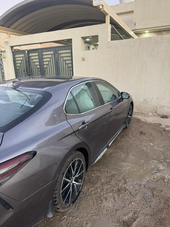 كامري SE مديل ٢٣وارد امريكي بانزين فقط لون رصاصي فتحه تحكم نقطه عمياء رادار سايد بريك كهرباء جام اوتو كشن السايق كهرباء شفتات ستيرن لا صبغ ولا بارد تبديل بيند فقط دفع رباعي  ماشيه ٢٩ الف كيلو مترحقيقي رقم بغداد انكليزي بأسمي السعر قفل 207 ورقه للاستفسار الاتصال بالرقم ***********
