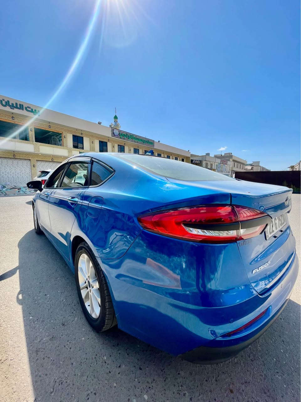 Ford fusion 2020 

•  محرك 1500 EcoBoost (اقتصادي وقوي)
• الممشى: 150 ألف كم (كتلوكات الشركة بيها وكارت كود الباب ).
• السيارة حادثها بالصندوق والجاملغ الخلفي لجهة السائق مع صبغ طرف الجاملغ فقط 
• السيارة "بجم كبس": ولا برغي مفتوح، والايرباكات سليمة 100%.
وبدون دواخل ولا شواصي 
المواصفات 
✅ رادارات كاملة (أمامي + جانبي) وتحديد مسار.
✅ كشنات تدفئة وكهرباء + تبريد قطعتين.
✅ نظام Sport + نظام Auto Stop لتوفير الوقود.
✅ الصيانة: تخم تايرات 2025 جديد + بلكات وفيول بمب Motocraft أصلي 
📍 المكان: بغداد - الشعب.
💰 السعر: 128 ورقة (وبيها مجال للشراي )

📞 للتواصل: *********** بغداد, العراق
