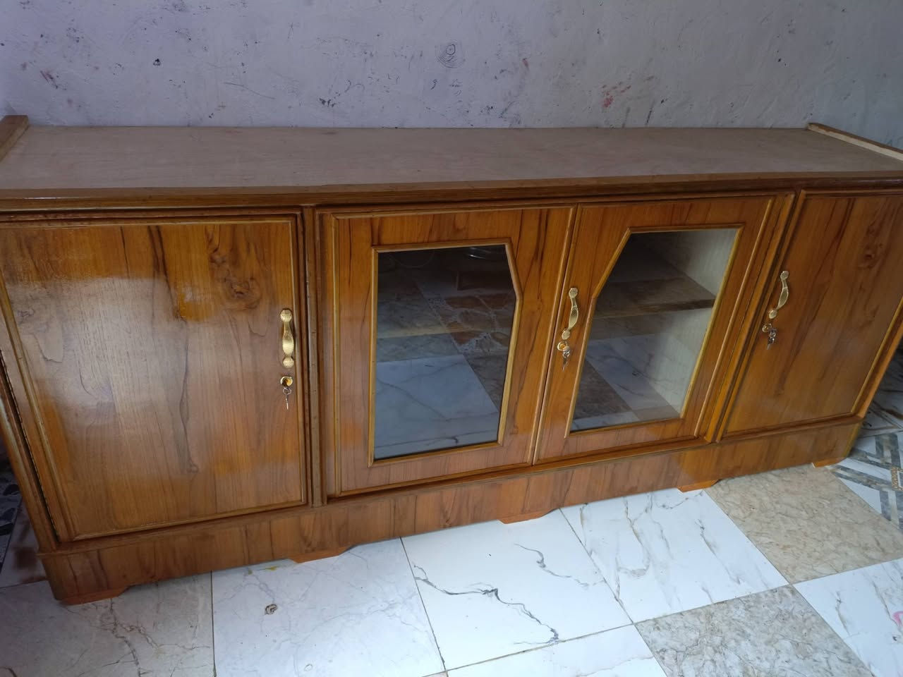 بوفيه جديده احطاطه السعر 225 للتواصل على الصفحه او الاتصال ***********
