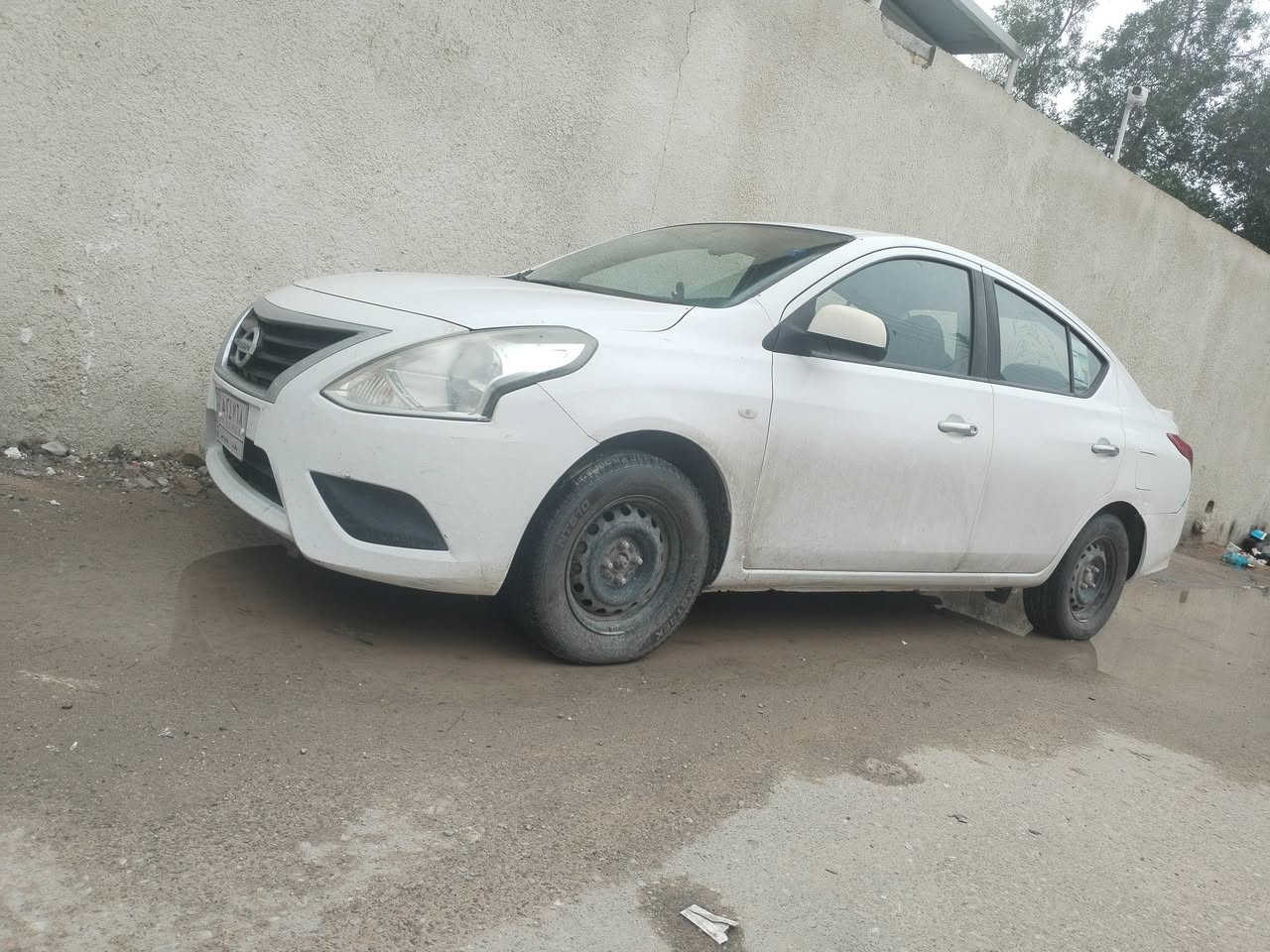 نيسان صني هندي مديل 20رقم بغداد راعيه جاهز للتحويل ثاني يوم كفاله عامه فقط بارد بقبق الصندوك قليل وشخط بالباب والباقي كله كفاله مكينه كير تبريد كفاله حداديه توه نافظه دواخله جديده ما بيه شخط
مكاني بصره ابي الخصيب  بيع او مراوس عادي
سعرها 96 وبيه مجال قليل للشراي

***********
