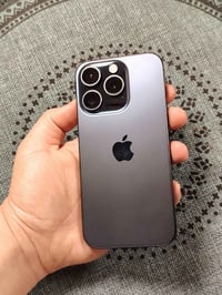 iPhone 15 Pro( PRO ) فقط الصغير  جهاز ضمان ABM بدون كارتون بس كيبل ملت...