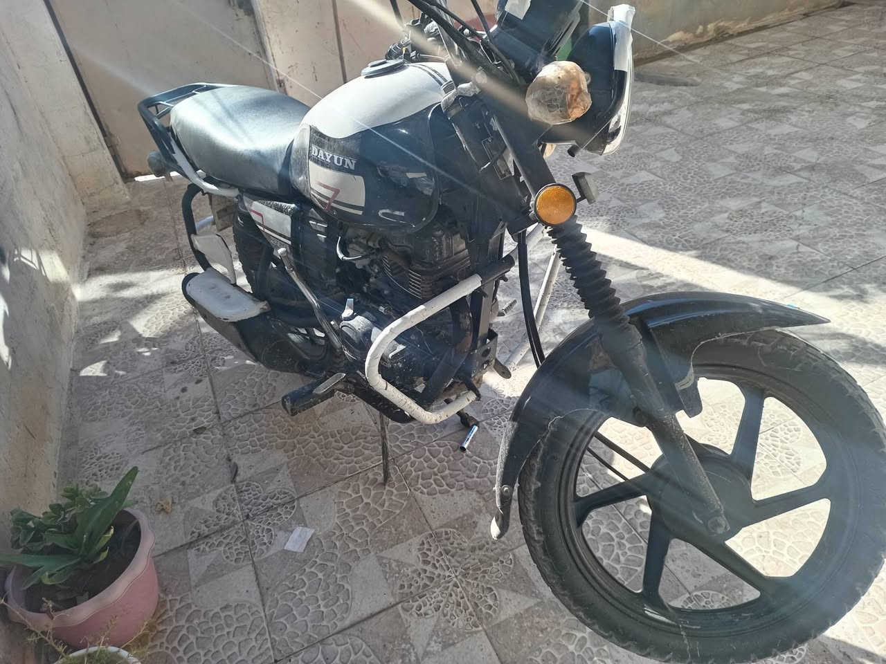 للبيع دايوان 2022 محركه اوراق كفاله عامه العنوان مندلي سعر 950 وبها مجال اوراق سحب مكلف بالنشر اوراق سحب.  ***********
