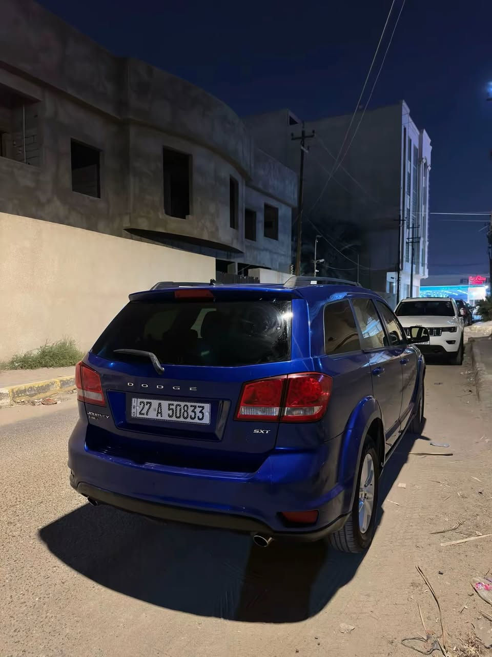 السلام عليكم سياره دوج جورني 2015محرك 6 سلندر  سياره خير من الله 7راكب تحكم ستيرن مثبت سرعه سياره بسمي ضربته جاملغ بنيد فقط عنوان بصره نواب ضباط سعر 128بيه مجال هاتف ***********

