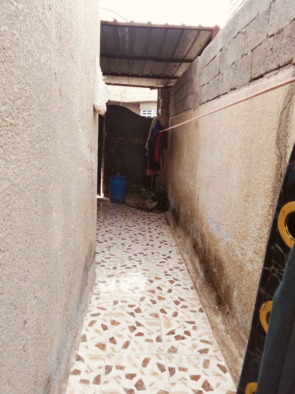 للبيع مساحه 100 متر خلف مدرسه الامراء الشراي يتصل على الرقم ***********
