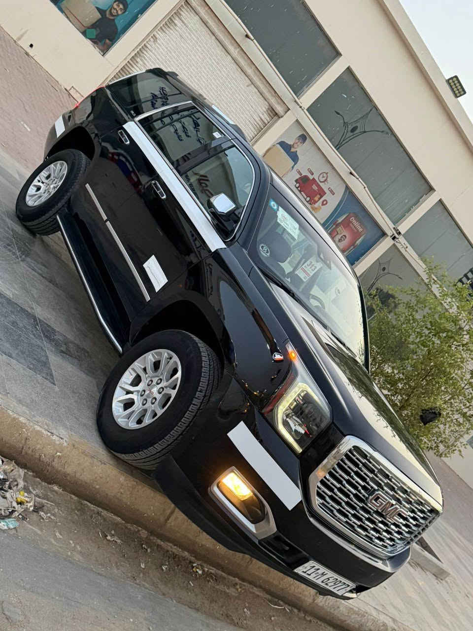 السلام عليكم جمسي 15 خليجي كفاله عامه ضربه وصبغ وتبديل وفتح واي شي مكفول كير محوك كفاله سياره جاهزه تخم تاير حداديه تبريد ثلج رقم بغداد بأسمي رقم جديد هزه جديده تحويل ثاني يوم .. السعر 305 وبيها مجال بسيط مكان السياره ناصرية.. للاستفسار اكثر اتصل   
 ***********) )*********** ناصرية, ذي قار
