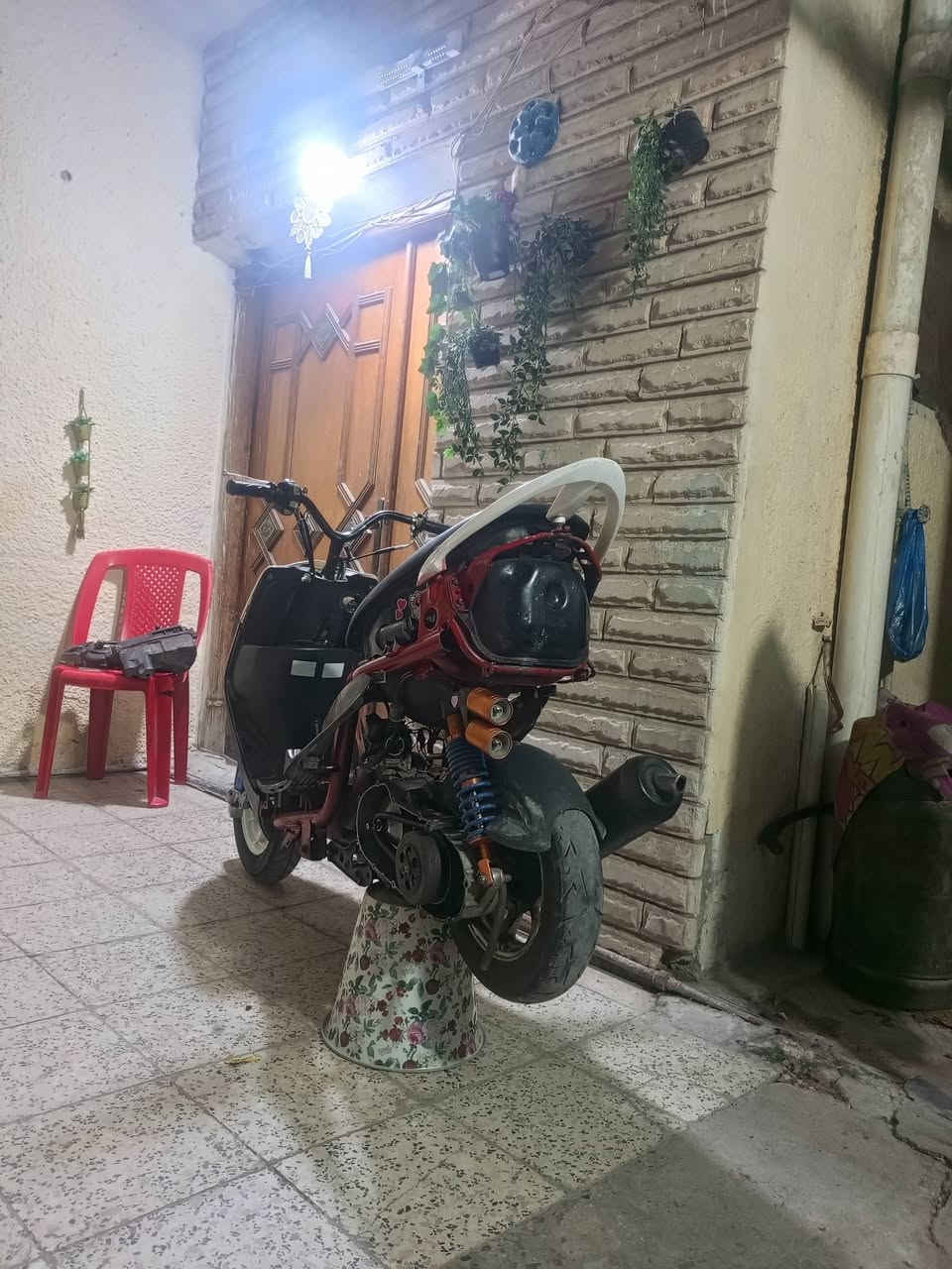 سلام عليكم ماكس عدله مال لعب تخبل الدراجه تخبل يعني مزودين عليه هاي مال كلج مال هندر موجود  بس اني صورته هيج الدراجه تخبل وياله رياضي كله نضيف تايرات جدد ماصار شكم يوم من بدلتهن سعره 390 وبيه مجال العنوان بغداد حي الجهاد الرقم ***********
