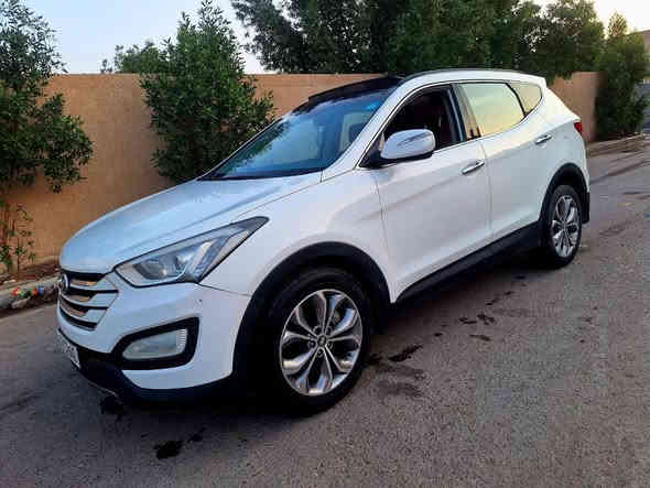 السلام عليكم سنتافيه للبيع موديل 13خليجي فول واحد على واحد مكينة سته سلندر سياره بدون صبغ بيها مكانين ثلاثه بارد بسيط سياره جاهزه للأخير مكينه كير مامفتوحات تبريد ثلج 3قطع تخم تاير حداديه سياره  مواصفاتت
1 بصمه
٢ كامره دواره
٣ شاشه
٤ تحكمات استيرن
٥ كروز سرعة
٦ مانع الانزلاق
٧ صعود مرتفعات
٨ فور ويل
٩ كشن كهرباء
١٠ جلد
١١ ثلاث قطع تبريد
١٢ رايات شفط
١٣ اشاره بلمري شفط 
١٤ زراك لايت
١٥ هندبريك 
١٦ اوتوهول
١٧ ترحيب 
بعد بيها مواصفات السعر 170ورقه للأتصال على الهاتف
***********//////***********
