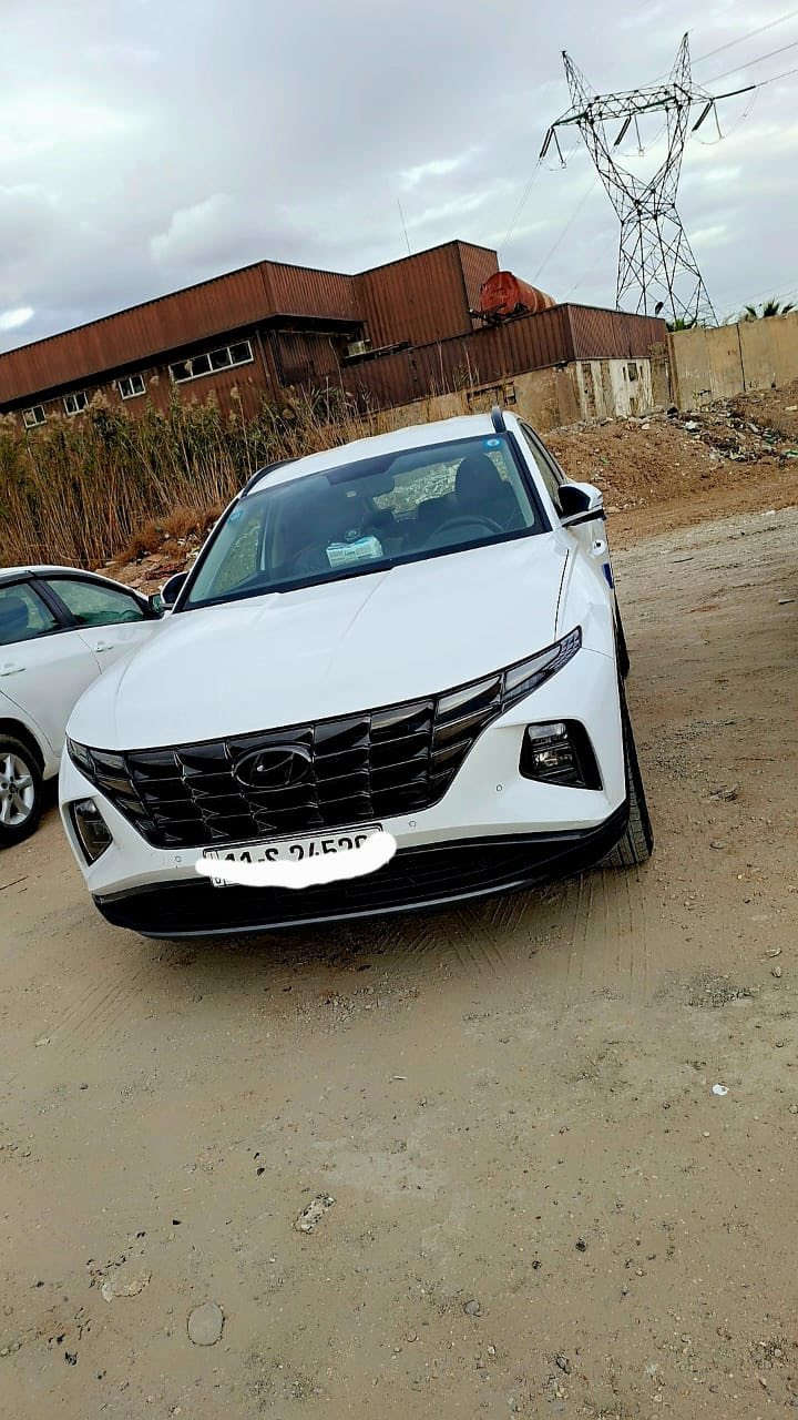 توسان خليجي موديل 23 رقم بغداد الجديد بأسمي
العنوان بغداد 
السعر 210 وبيها مجال 

مكفوله من الصبغ والبارد  

كير محرك مكفول  

السياره فول مواصفات عدى الفتحة

داخل لونين اسود وبيجي 

بصمه 

اشاري بل مري 

كشنات كهرباء 

تبريد قطعتين

شاشة كبيرة 

تحكم استيرن جهتين 

وهواي بعد بيها مواصفات  

السياره ماشيه 71 وقابل للزيادة 

للاستفسار ***********
