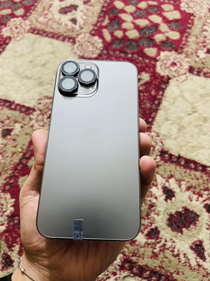 13 برو ماگس
جهاز مكفول ووتر  بطاريه 86 
جهاز شخط واحد مابي
مكاني حله شارع 60 
***********

670 نهايته اذا بي شخط عوفه لتاخذه
