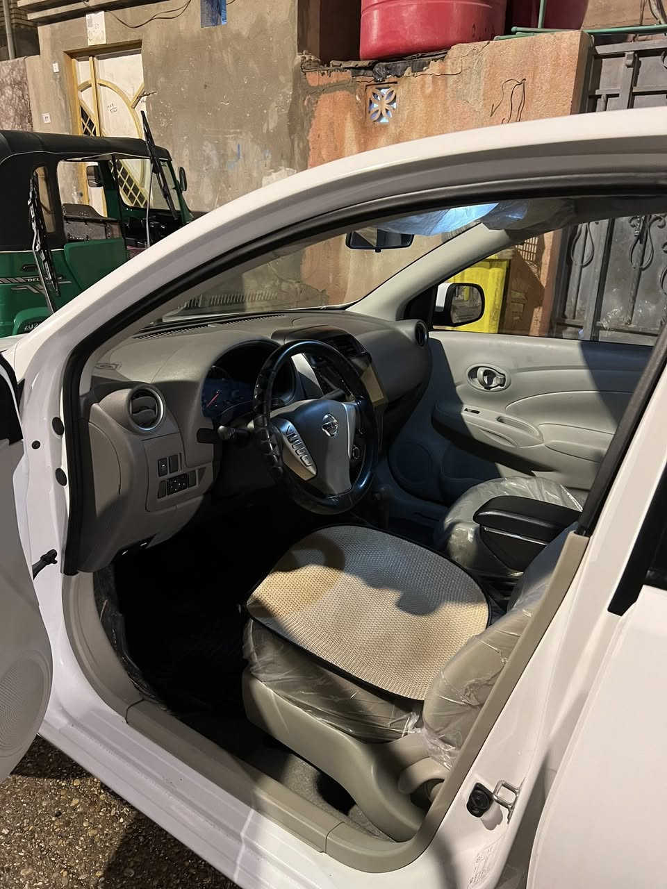 سلام عليكم نيسان مديل 24 شباك الجديد ام البليته الزركه العنوان حي الحسين ***********
