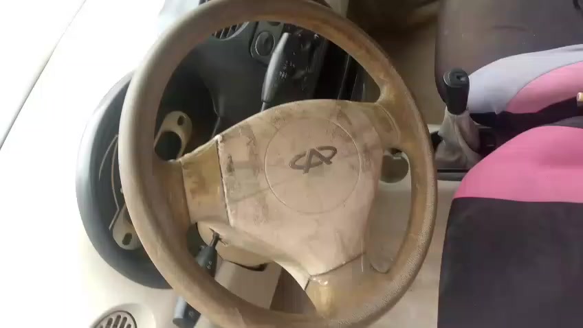 سلام عليكم كيوكيو 12 بغداد
سنويه 28 شرط التحويل تخم تاير تبريد بس غاز 
السياره جاهزه كهرباياته كله شغاله كير اوتماتيك  مال جناي مكانه واسط نعمانيه 
السعر 23,وبيه مجال بصيط ***********
