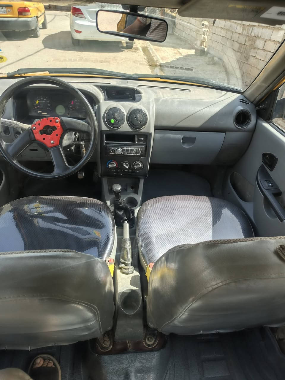 السلام عليكم
سايبه للبيع موديل15
جاهزه بدون اي نقص مصفره هيئة وغرامات رقم انكليزي بسمي تحويل ثاني يوم السعر ٣٦وبيه مجال حك الجيه***********
