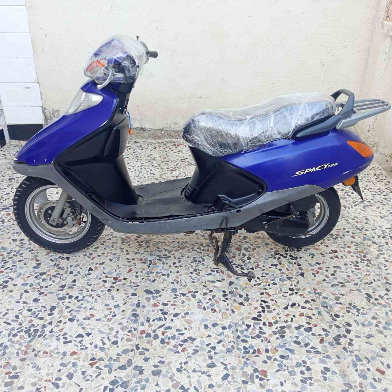 سلام عليكم دراجه سبايسي للبيع اوراق مگينه مكفوله السعر 350للستفسار ***********
