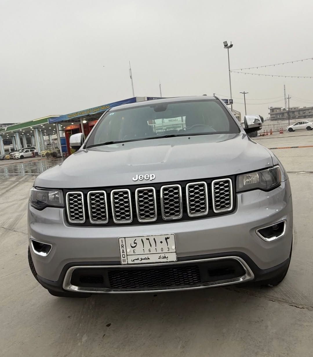 جيب موديل ٢٠٢١
لمتد فول  
امريكي بيها 3 قطع صبغ 
ماشيه 42 
كشنات جلد
 فتحه سقف 
اوتو ستوب 
حساسات 
شاشه جبيره 
بعد هوايه مواصفات 
بيها منضومة غاز 
 
سياره جاهزه بدون اي نقص ابد 
السعر دفترين و20 ورقة
***********
