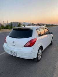 نيسان فيرسا • توماتيك • ٢٠١١