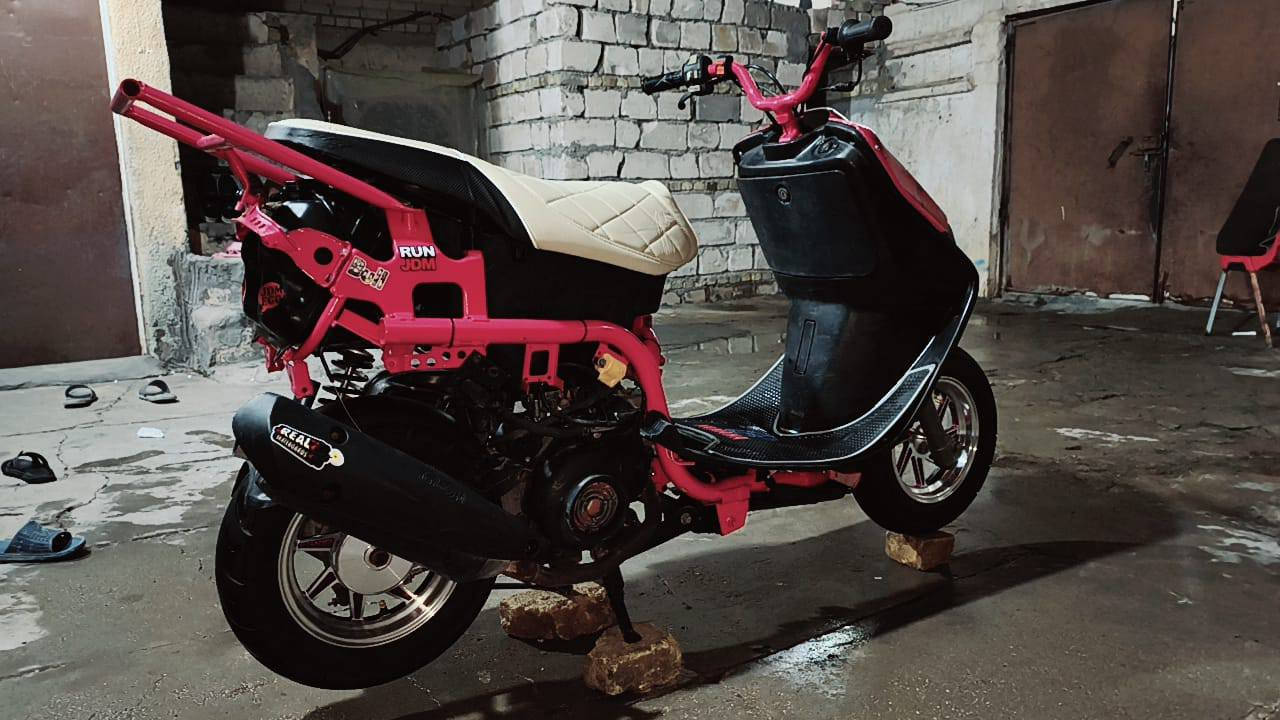 السلام عليكم شكل فراشه مكينتها ماكس الدراجه مفتوحه بوشتها 55 دراجه حلوه ونضيفه وتعمير الكهربائيات كلها شغاله من الدعاميه للدعاميه الرنكات رياضيه مكينتها صافيه وحلوه مكاني بصره زبير دريهميه قرب جامع الامام الباقر الي يريد يتواصل وياي ع الخاص بالواتساب  سعر الدراجه 550 وبيها مجال راسلني بـ اي وقت خابرني ع النت ع الشريحه موجود انا ‏‪***********‬‏📲
