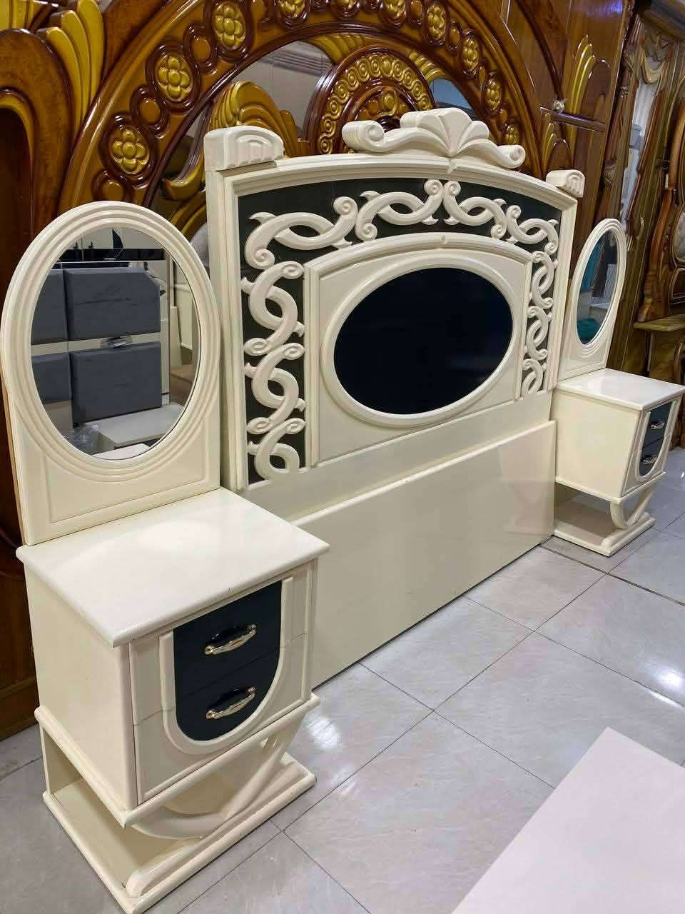 داخل خارج صاج ضهر جرجوبه سلايت السعر مليون 250


**إذا كنت صاحب هذا الإعلان وتريد حذفه لأي سبب، رجاءا أرسل رسالة إلى الدعم الفني**