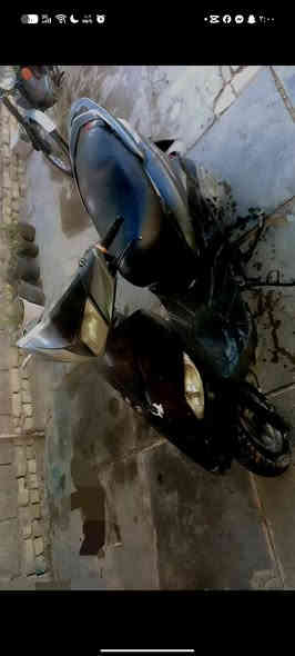 السلام عليكم  دراجه ثعلب كامله مكمله بدون. اكفلك الدراجه عشائريأ وقانونيأ دراجه كامله سلف كهربائيات كامله + بس نقص هندر  نكره سلف تشتغل.  مكاني بغداد الحريه+ السعر 320 وبيها مجال حك الجيه تاخذ عيوني رقم  ***********.متواجد فيس واتساب كل الهلا 🤍 // ملاحضه + مستعجل ع بيعته
