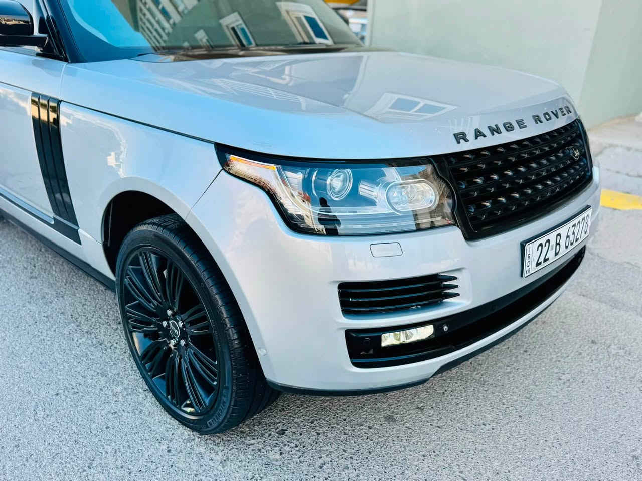 ﷽
‏                                 RANGE ROVER VOGUE 2013 
▫️رانج رؤڤه ر مؤديل 2013 ڤؤگ ئوتو بايوگرافي
🔹مواصفات خليجي وكالة شريكة سردار✅
🔹 فول مواصفات مواصفات بلاك زمان دولي

◻️محريك V8 5.0L تمانية سلندر سوپر جارج مرغوب
🔹گير و محريك بشرط فحص 
بدون صوت و بدون صرف بدون خلل
🔹ماشية  109 الف حقيقي

◻️ سيارة مكفولة كفالة عامة بدون صبوغ  
🔹سيارة جديد حيل حيلوة نضيفه 📦

◻️مواصفات فول اوتو بايوگرافي معروفة
🔹{ بصمة - پانوراما - داخل كريمي - رادار -  دوسات كهربا - خمس كاميرا - ثلاجة -  صندوق شفت - باب صحب - كشنات DVD - كشنات تتفيئة و تبريد - كشن مصاج - كشن و ستيرن خزن - ستيرن تتفيئة - بغاغ لايت - مراي شفت - تبريد مركزي - بعد }

◽️اربع تاير ويل جديد ويل بلاك
🔹دبل و جوبليسات كل بشرط
🔹سيارة شرط بدون اى نواقص گير و محرك و حدادي و كاهرباى كلة بشرط
🔹سنوي و رقم و هزة جديد سنوي بأسمي
🔹 نفسي يوم / تحويل و كاله حاظر
🔹 مكان_🌆 سليماني

◽️سعر_ 252 🔐🔥🔥
◽️موبايل_ ***********
____________________________________
