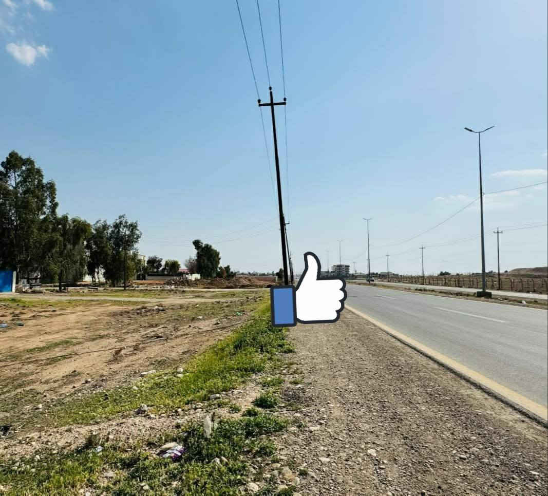 🛑 عروض مكتب الاستثمار للعقار   🏢 .

🛑 ارض تجاريه للبيع 🗺 على سايدين الشلالات قرب 
      مسجد محمد فائق ومقابل لتل العباسيه .

🛑 مساحة الارض خمسة دوانم  ( 5 ) دوانم  🗺 .
🛑 مساحة الواجهه للارض ( 50 ) متر .

🛑 سند الارض بستان زراعي ملك صرف سند نموذج ( 25 ) 

🛑 للاستفسار عن السعر الاتصال على الأرقام التاليه او 
      مراجعة المكتب في مزارع زيونه :
      ***********    /\    ***********

🛑 يتوفر لدينا كادر محامين للتوكيل وترويج كافة معاملات 
      التمليك والتنفيذ وتحويل العقار ⚖ .
🛑 عنوان المكتب موصل مزارع زيونه المقابله لحي الفلاح 
      الثانيه قرب مولدة مزارع زيونه .
🛑 اضغط على زر المتابعه ليصلك كل ما هو جديد من 
      عروضنا 👍 .
🛑 نستقبل كافة عروضكم التجاريه والسكنيه والزراعيه 
      والجمعيات .
