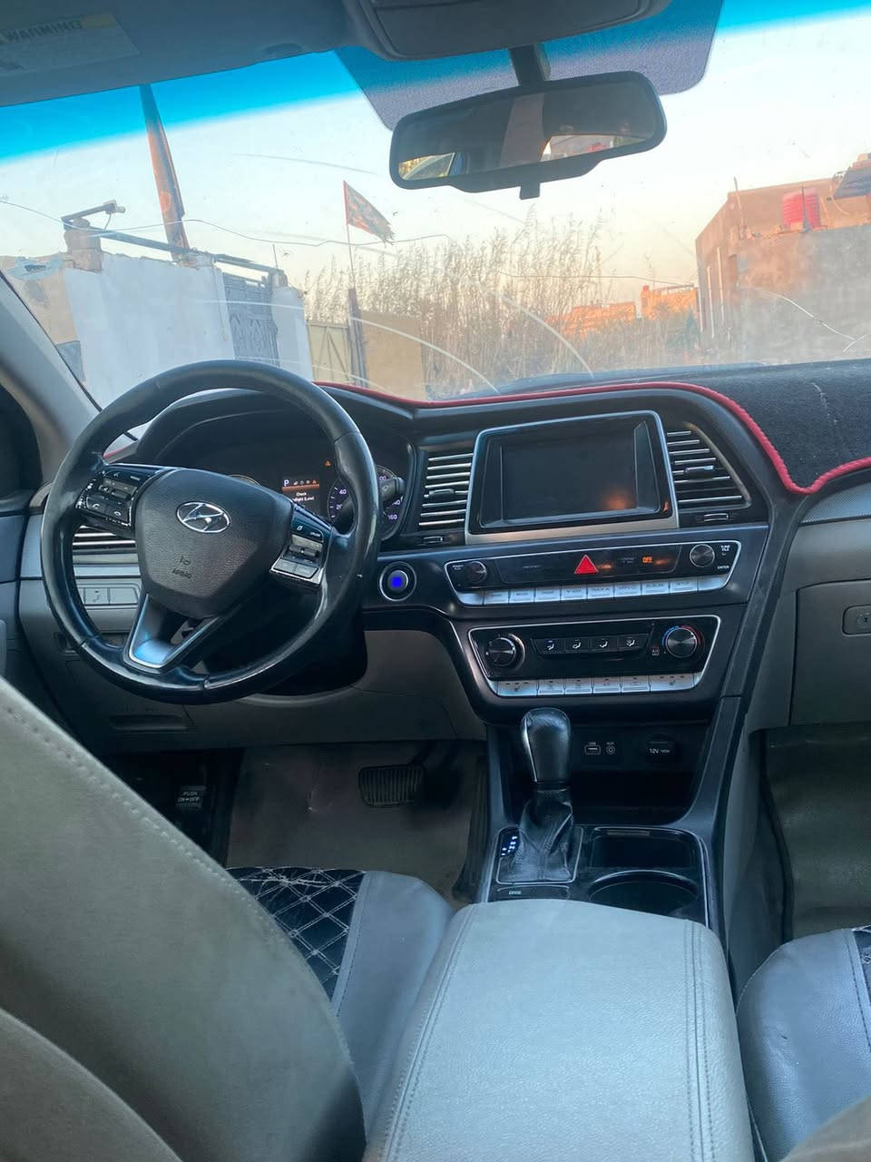 السلام عليكم سوناتا مديل 18 رقم اربيل الجديد بسم عربي حادث مدكر خلفي بيه 3 قطع صبغ بودن دواخل ماعده المدكر الخلفي السيارة فول ماعده الفتحه بصمة السعر 118 وبيها مجال مكلف بالنشر اي ستفسار صاحب السياره هاذ رقمه *********** ما متواجد ع فيس
