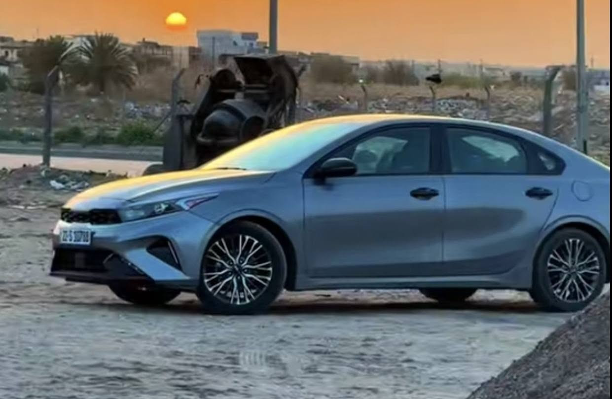 Kia فورتي 2023
هاند بريك بصمة 
رادارات فول 
فتحة بسقف
تشغيل عن بعد
فول مواصفات
وبعد خير من الله 
كلين ضررها بسيط أربع أصابع بلحوض 
رقم أربيل شرط التحويل 
للأستفسار 
***********
***********
