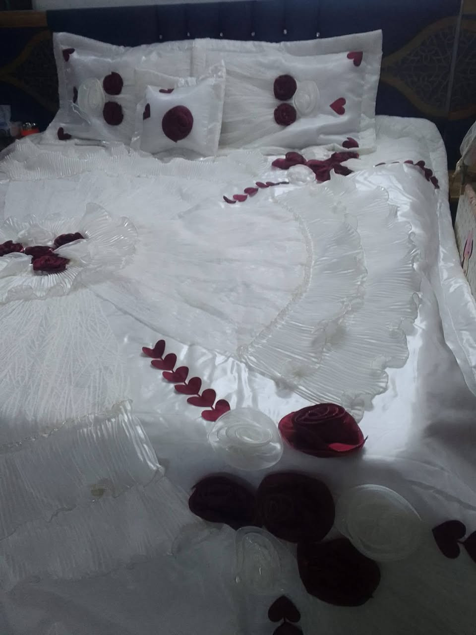 السلام عليكم اغراض للبيع مستعجلين ع بيعتهن بغداد حي الجهاد علق واگلك السعر


**إذا كنت صاحب هذا الإعلان وتريد حذفه لأي سبب، رجاءا أرسل رسالة إلى الدعم الفني**